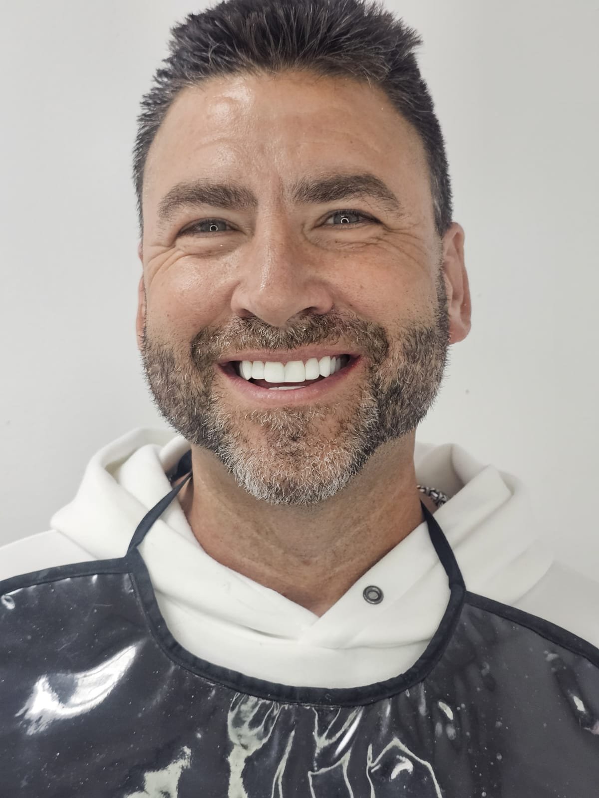 Smile Design Medellín Pro whatsapp image 2026 03 05 at 15.51.05